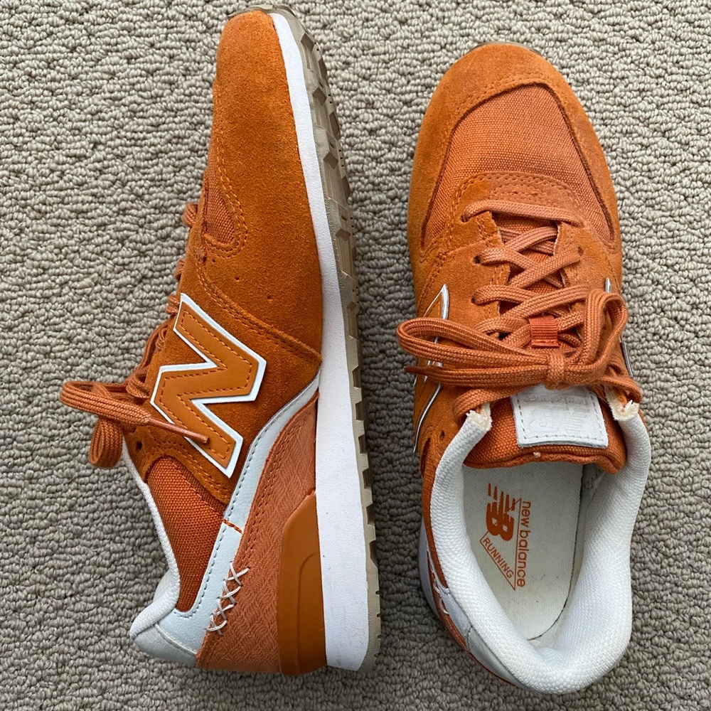 New Balance retro 696 sneakers, size 7
